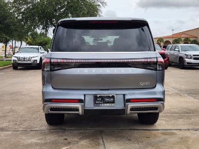 2027 INFINITI QX80 LUXE