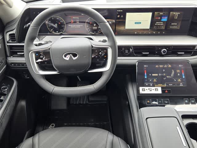 2026 INFINITI QX80 LUXE