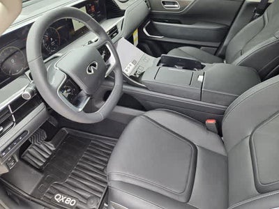 2026 INFINITI QX80 LUXE