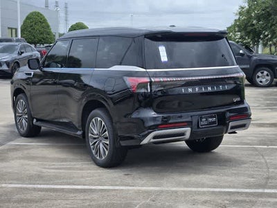 2026 INFINITI QX80 LUXE