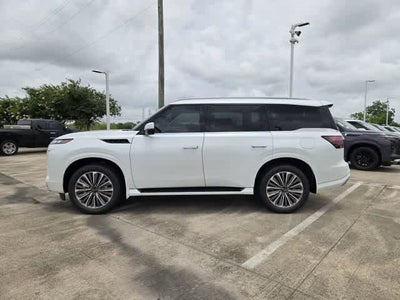 2026 INFINITI QX80 LUXE