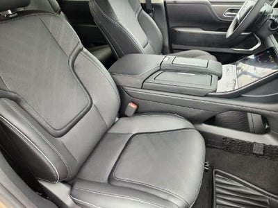 2027 INFINITI QX80 LUXE
