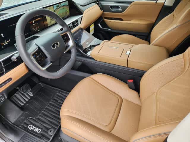 2027 INFINITI QX80 LUXE