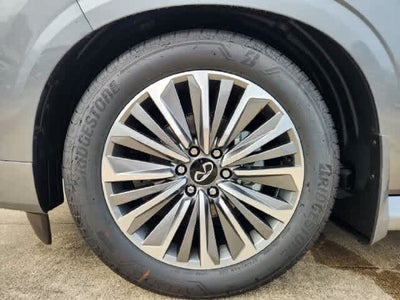 2027 INFINITI QX80 LUXE