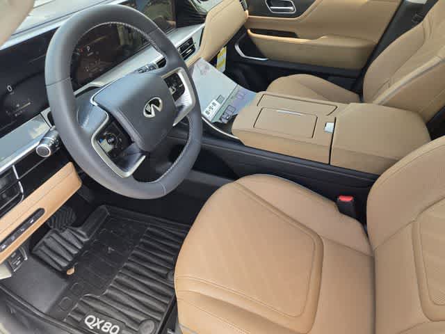 2027 INFINITI QX80 LUXE