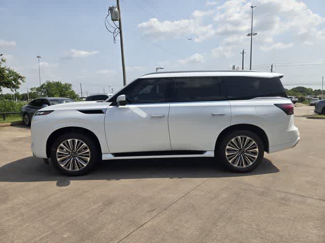 2027 INFINITI QX80 LUXE