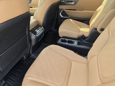2027 INFINITI QX80 LUXE