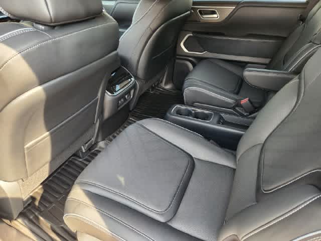 2027 INFINITI QX80 LUXE