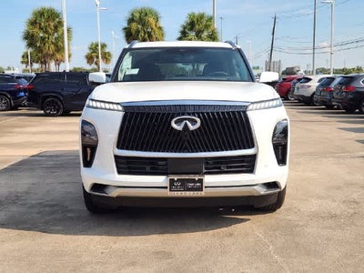 2027 INFINITI QX80 LUXE