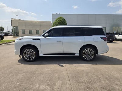 2027 INFINITI QX80 LUXE