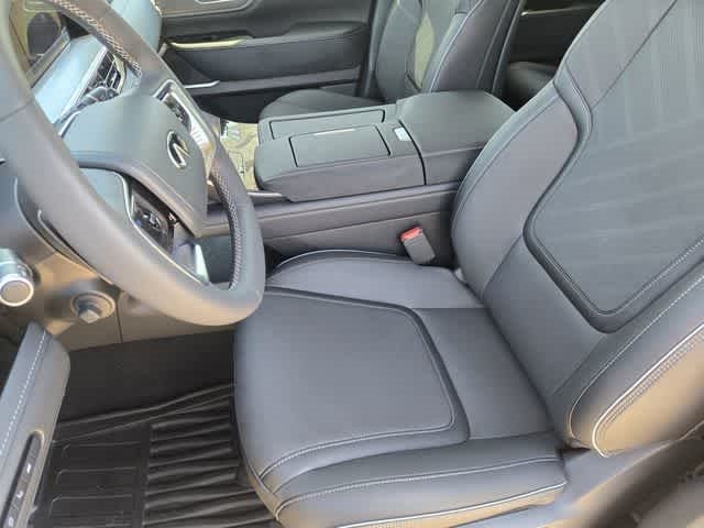 2027 INFINITI QX80 LUXE