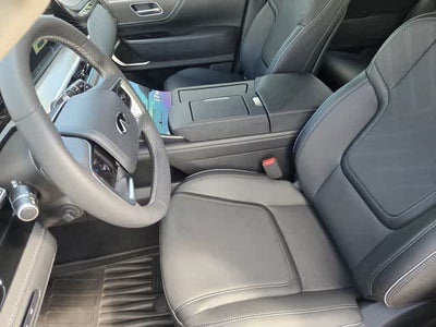 2027 INFINITI QX80 LUXE