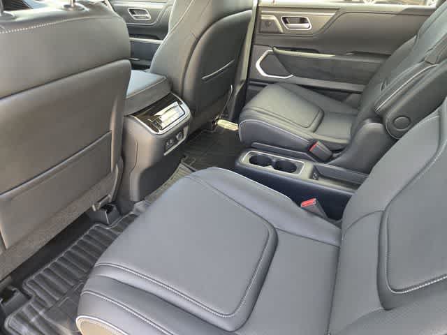 2027 INFINITI QX80 LUXE