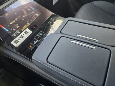 2027 INFINITI QX80 LUXE