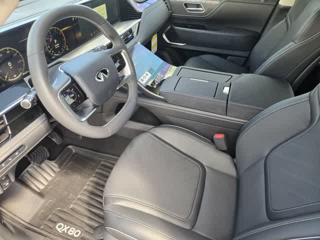 2027 INFINITI QX80 LUXE