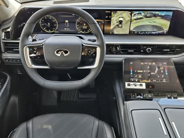 2027 INFINITI QX80 LUXE
