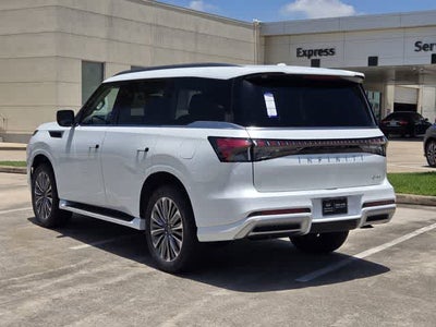 2026 INFINITI QX80 LUXE
