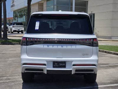 2026 INFINITI QX80 LUXE