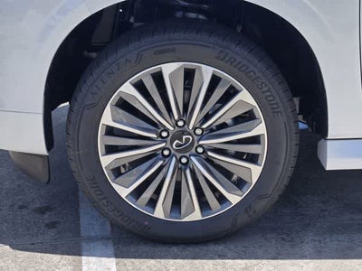 2026 INFINITI QX80 LUXE