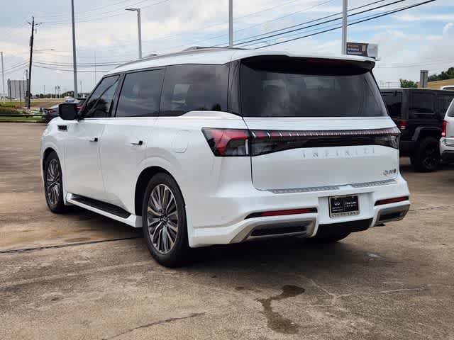 2027 INFINITI QX80 LUXE