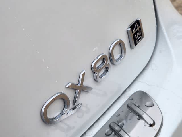 2027 INFINITI QX80 LUXE
