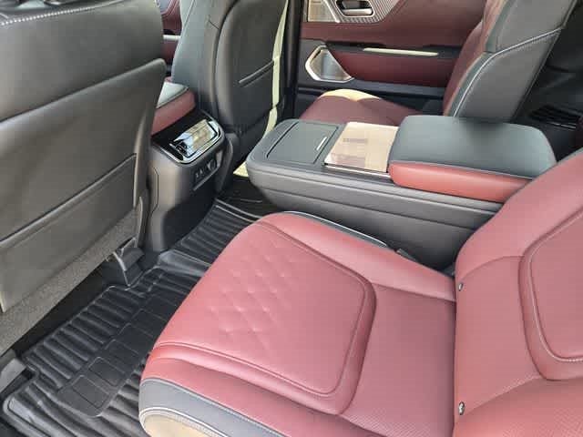 2027 INFINITI QX80 AUTOGRAPH