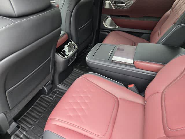 2027 INFINITI QX80 AUTOGRAPH