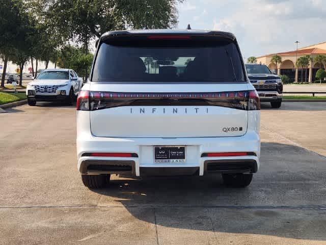 2027 INFINITI QX80 AUTOGRAPH