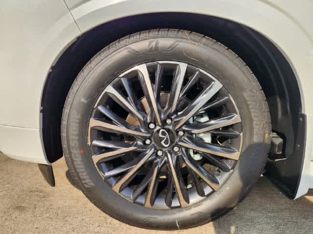 2027 INFINITI QX80 AUTOGRAPH