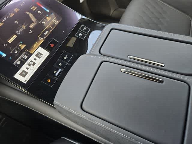 2027 INFINITI QX80 AUTOGRAPH