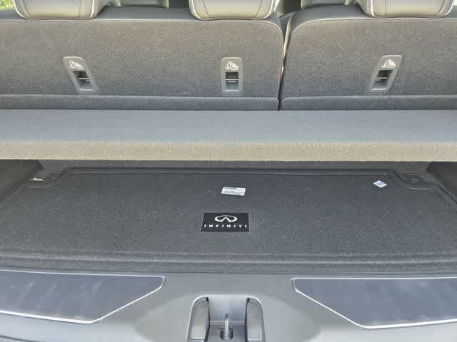 2027 INFINITI QX80 AUTOGRAPH