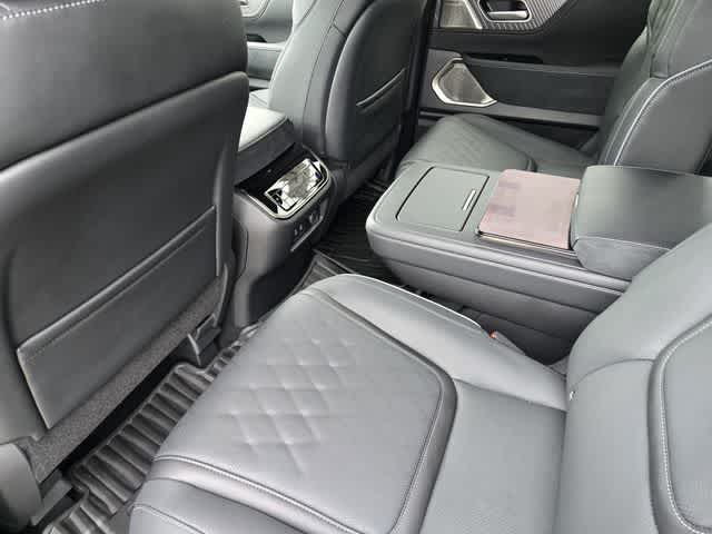 2027 INFINITI QX80 AUTOGRAPH