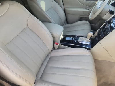 2016 INFINITI QX70 RWD 4dr