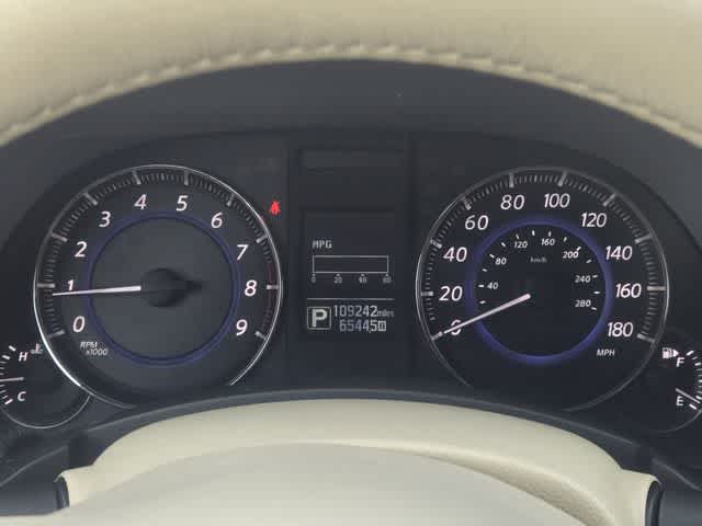 2016 INFINITI QX70 RWD 4dr
