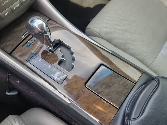 2012 Lexus IS 250C 2dr Conv Auto