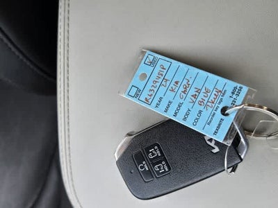 2024 Kia Carnival LX