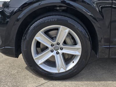 2019 Audi Q8 Premium