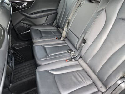 2025 Audi Q7 Premium Plus