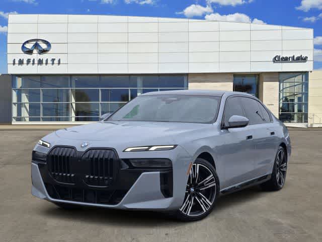 2023 BMW 740i 740i