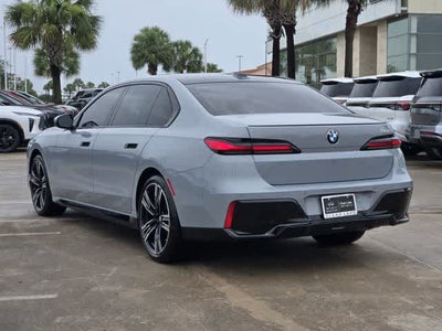2023 BMW 740i 740i