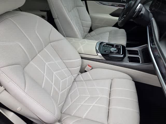 2023 BMW 740i 740i