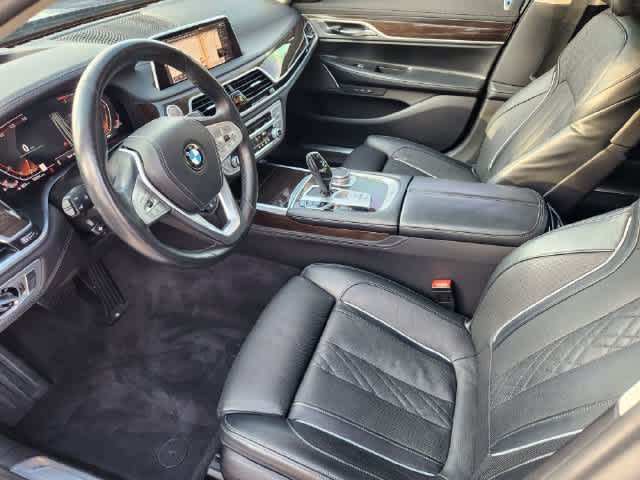 2020 BMW 740i 740i