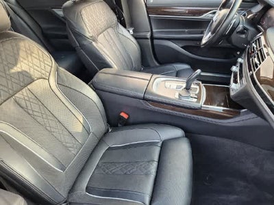 2020 BMW 740i 740i