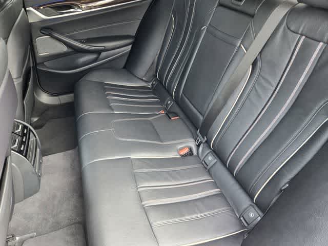 2017 BMW 540i 540i