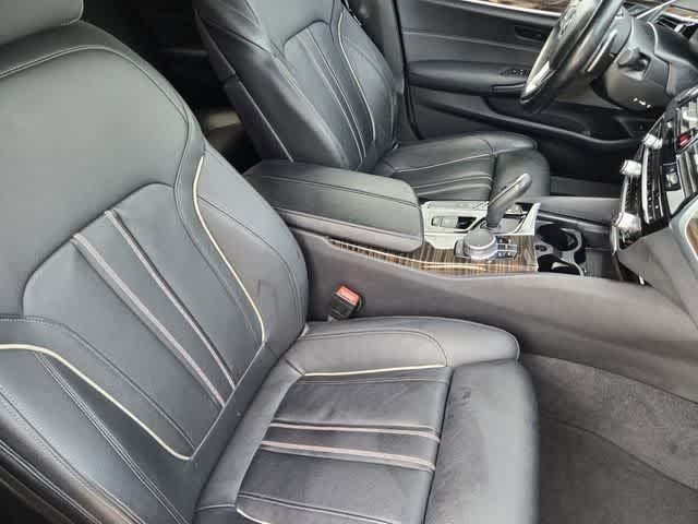 2017 BMW 540i 540i