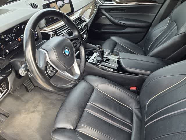2017 BMW 540i 540i