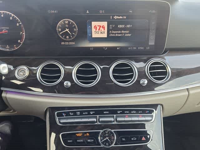2019 Mercedes-Benz E 300 E 300