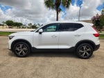 2025 Volvo XC40 Core Bright Theme