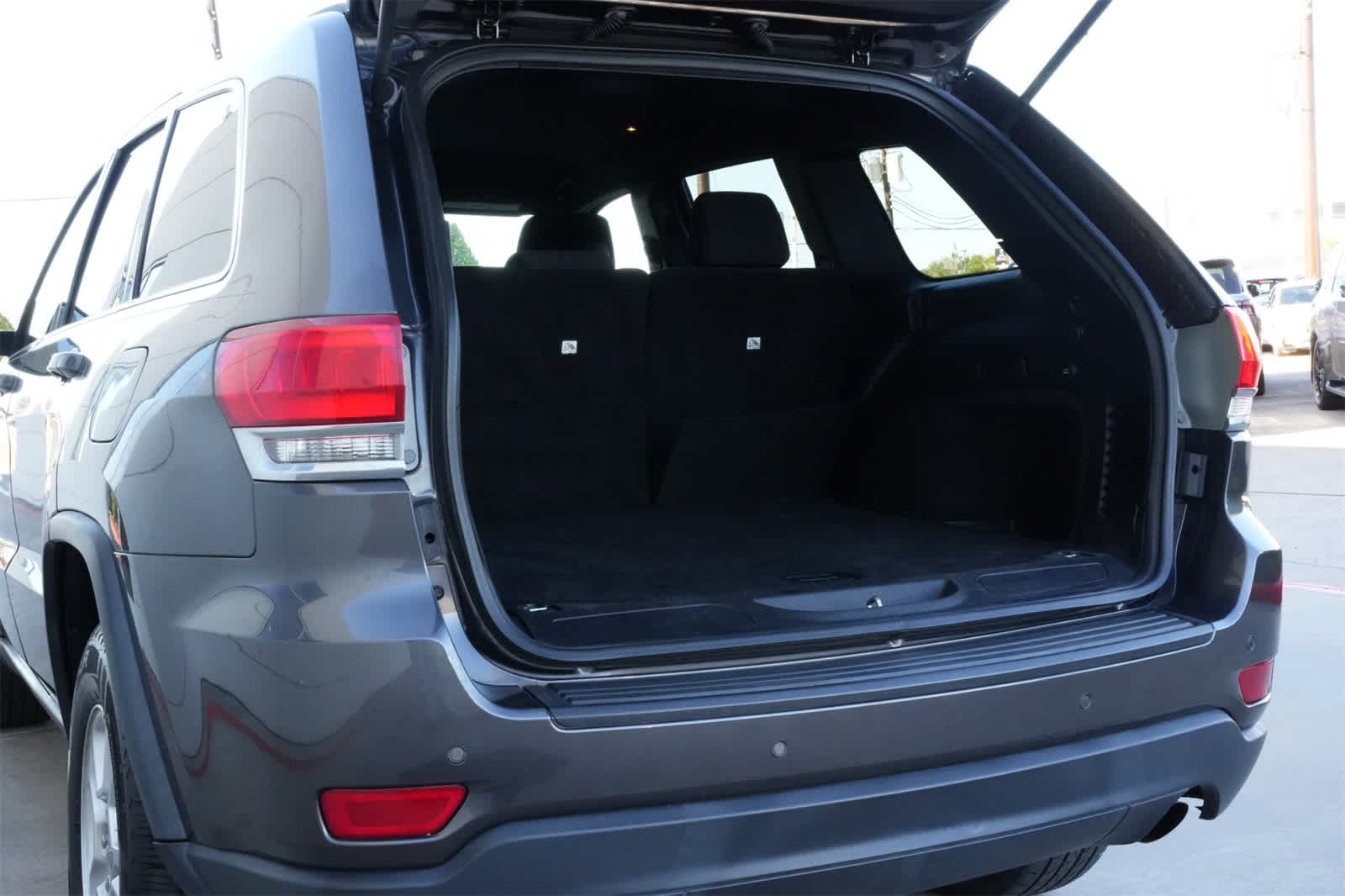 2016 Jeep Grand Cherokee Laredo