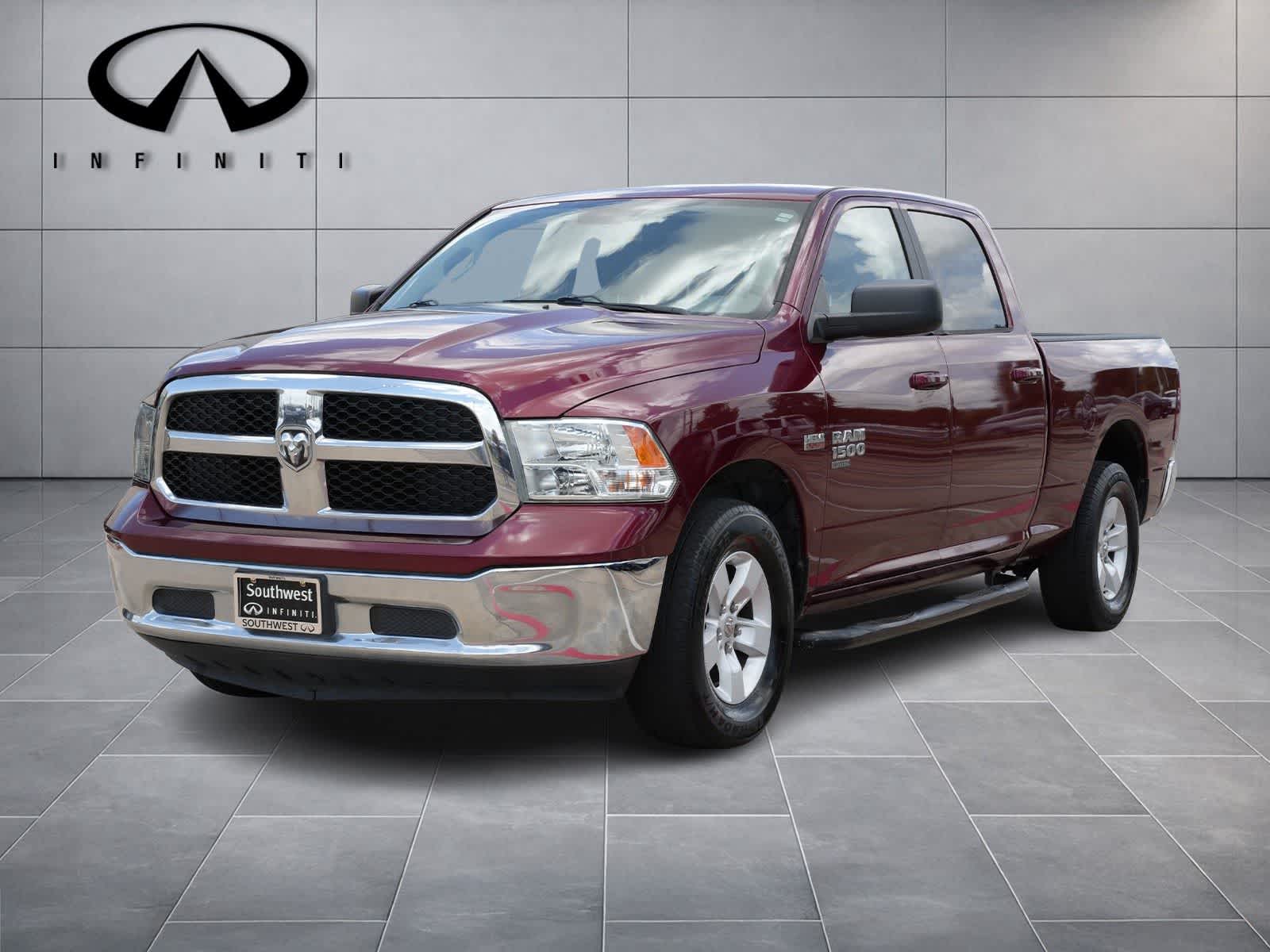 2019 RAM 1500 Classic SLT Crew Cab 6'4's photo